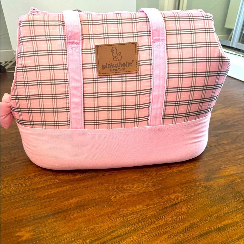 Pinkaholic carry bag
